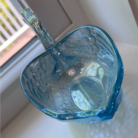 Vintage Light Blue Teal Aqua Glass Swan - Picture 3 of 7